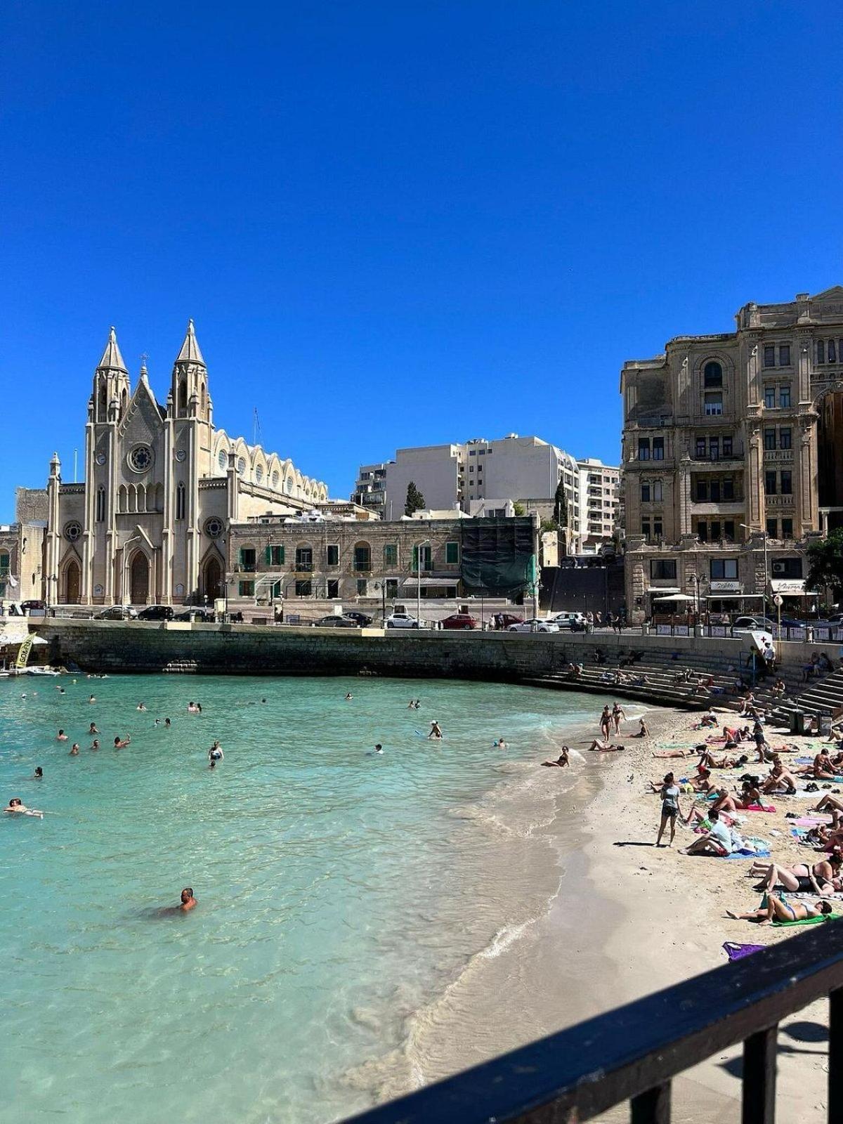 Mira Mare * Sliema